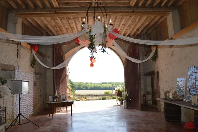 Salle de réception et décoration suspendue